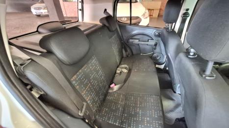 FIAT Uno 1.0 4P FLEX EVO VIVACE CELEBRATION, Foto 8