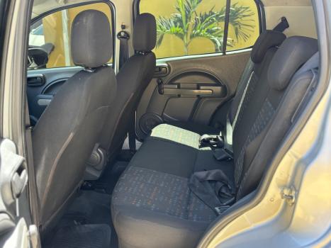 FIAT Uno 1.0 FLEX VIVACE, Foto 6