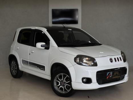 FIAT Uno 1.4 4P FLEX SPORTING, Foto 1