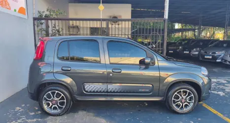 FIAT Uno 1.4 4P FLEX SPORTING, Foto 4