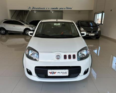 FIAT Uno 1.4 4P FLEX SPORTING, Foto 2