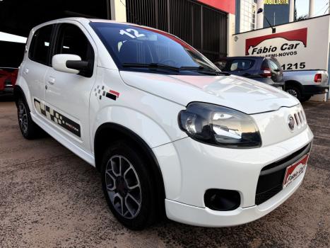 FIAT Uno 1.4 FLEX SPORTING, Foto 1