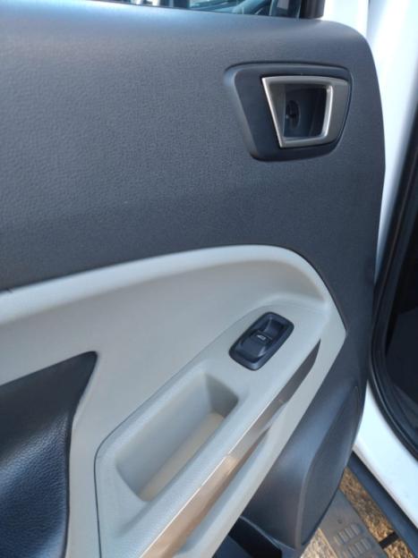 FORD Escort 1.6 4P GL, Foto 9