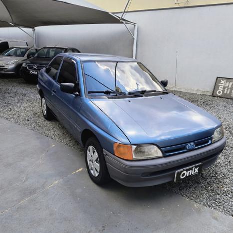 FORD Escort 1.6 L, Foto 1