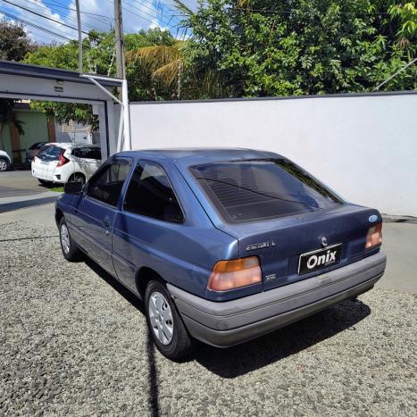 FORD Escort 1.6 L, Foto 5
