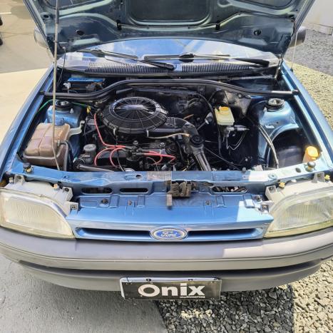 FORD Escort 1.6 L, Foto 8