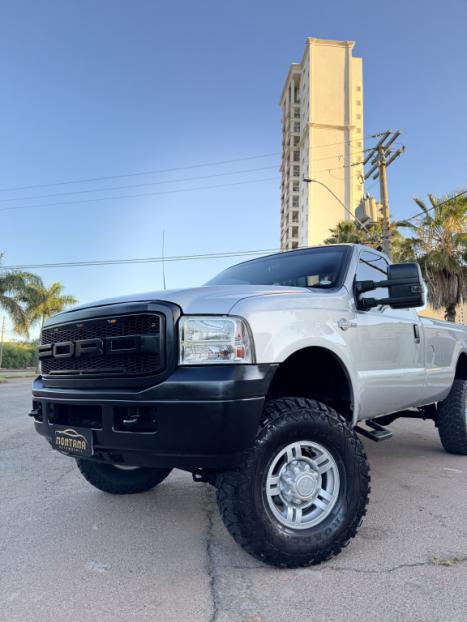 FORD F-250 3.9 XLT 4X4 CABINE SIMPLES DIESEL, Foto 3 FORD F-250 3.9 XLT 4X4 CABINE SIMPLES DIESEL, Foto 3