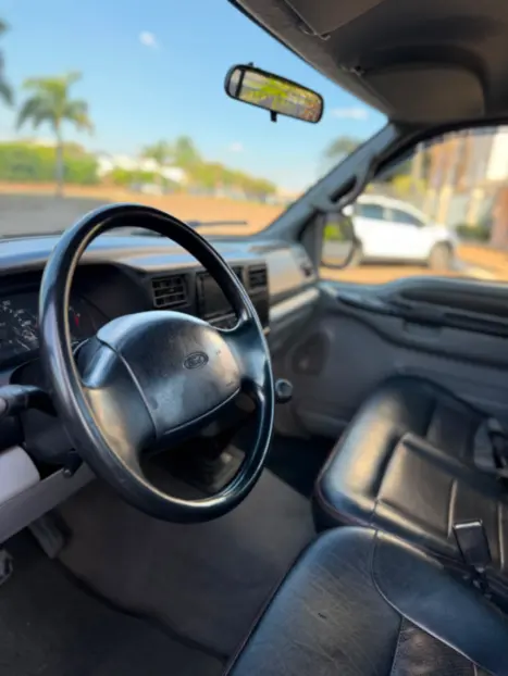 FORD F-250 3.9 XLT SUPER DUTY CABINE SIMPLES DIESEL, Foto 10