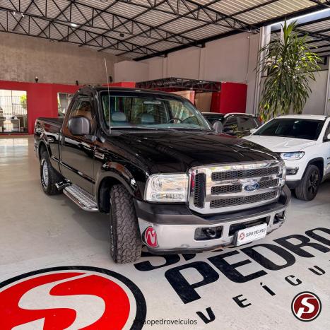 FORD F-250 3.9 XLT SUPER DUTY CABINE SIMPLES DIESEL, Foto 2