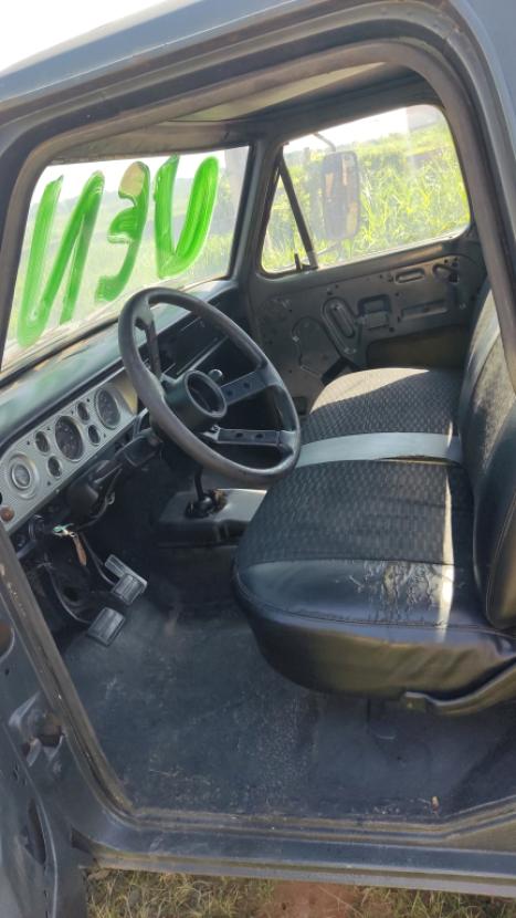 FORD F-4000 3.9 MWM 229, Foto 3