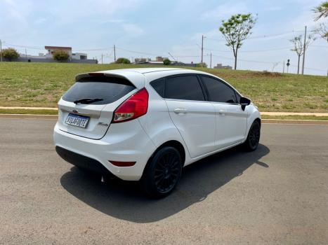 FORD Fiesta Hatch 1.6 16V 4P TITANIUM FLEX, Foto 5 FORD Fiesta Hatch 1.6 16V 4P TITANIUM FLEX, Foto 5