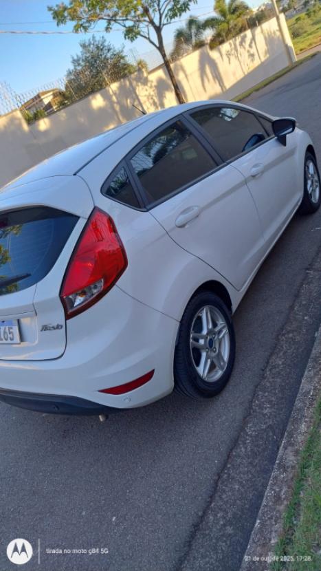 FORD Fiesta Hatch 1.6 16V 4P SEL FLEX, Foto 3