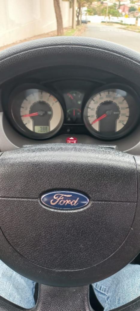 FORD Fiesta Hatch 1.0 4P, Foto 10