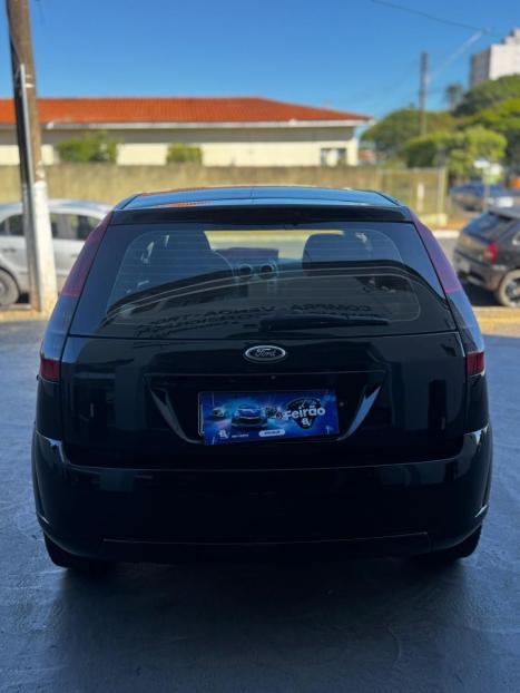 FORD Fiesta Hatch 1.6 4P CLASS FLEX, Foto 5 FORD Fiesta Hatch 1.6 4P CLASS FLEX, Foto 5