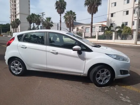 FORD Fiesta Hatch 1.6 16V 4P SE FLEX, Foto 2