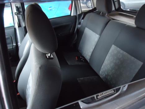 FORD Fiesta Hatch 1.0 4P FLEX, Foto 11 FORD Fiesta Hatch 1.0 4P FLEX, Foto 11