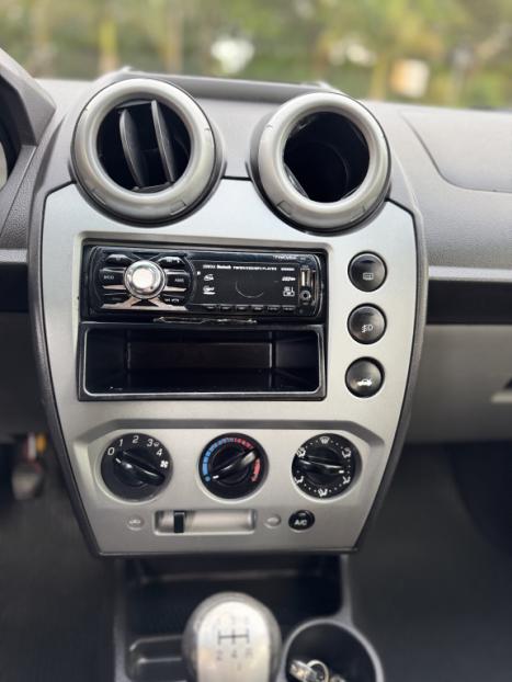 FORD Fiesta Hatch 1.6 16V 4P SE FLEX, Foto 10