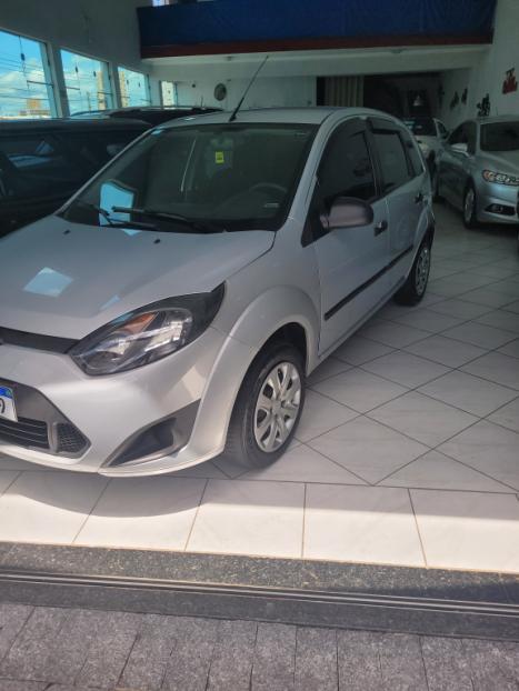 FORD Fiesta Hatch 1.0 4P FLEX, Foto 2