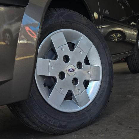 FORD Fiesta Hatch 1.0 4P GL CLASS, Foto 3