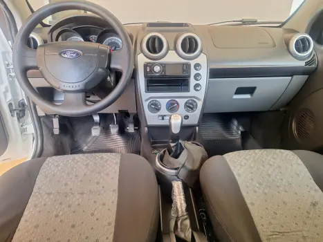 FORD Fiesta Hatch 1.0 4P, Foto 10