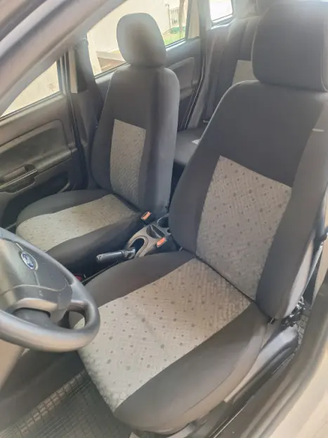 FORD Fiesta Hatch 1.0 4P, Foto 12