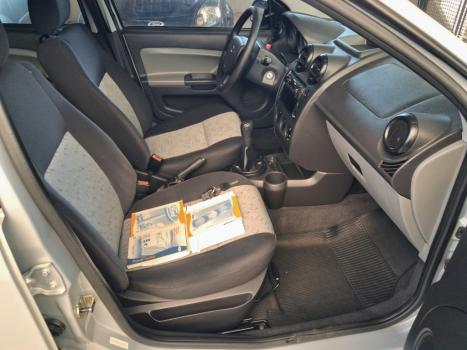 FORD Fiesta Hatch 1.0 4P FLEX, Foto 15