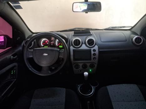 FORD Fiesta Hatch 1.6 4P FLEX, Foto 9