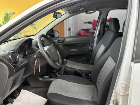 FORD Fiesta Hatch 1.0 4P CLASS, Foto 9