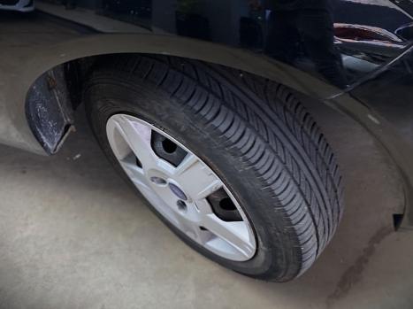 FORD Fiesta Hatch 1.6 4P ROCAM FLEX, Foto 5