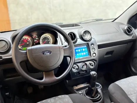 FORD Fiesta Hatch 1.6 4P ROCAM FLEX, Foto 10