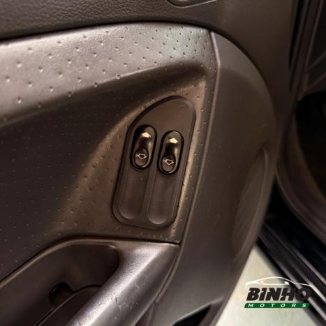 FORD Fiesta Hatch 1.0 4P FLEX, Foto 10