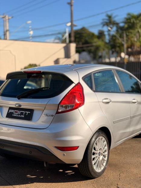 FORD Fiesta Hatch 1.6 16V 4P SE FLEX, Foto 2