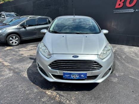 FORD Fiesta Hatch 1.6 4P FLEX TITANIUM POWERSHIFT AUTOM�TICO, Foto 2