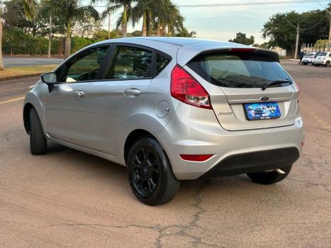 FORD Fiesta Hatch 1.5 16V 4P S FLEX, Foto 4