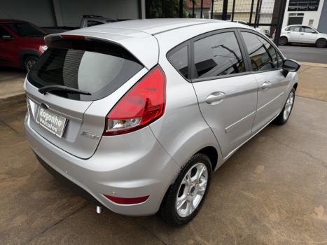 FORD Fiesta Hatch 1.6 16V 4P FLEX SE POWERSHIFT AUTOM�TICO, Foto 5