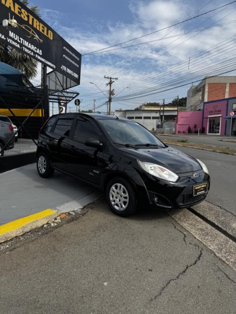 FORD Fiesta Hatch 1.6 CLASS, Foto 1