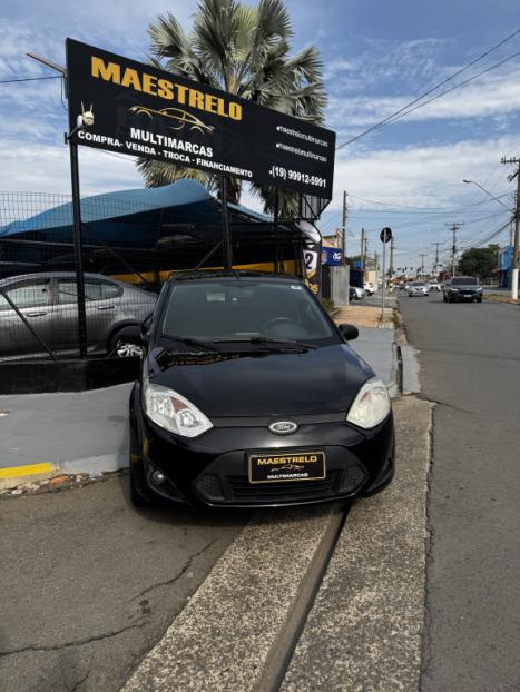 FORD Fiesta Hatch 1.6 CLASS, Foto 2