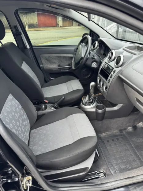 FORD Fiesta Hatch 1.6 CLASS, Foto 9