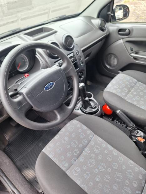 FORD Fiesta Hatch 1.0 4P FLEX, Foto 2