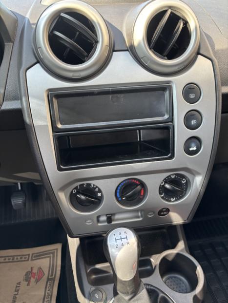 FORD Fiesta Hatch 1.6 4P SE FLEX, Foto 4