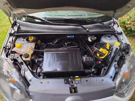 FORD Fiesta Hatch 1.0 4P FLEX, Foto 4