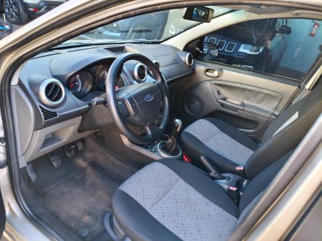 FORD Fiesta Hatch 1.6, Foto 8