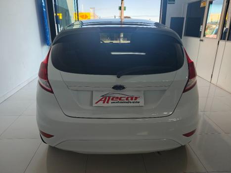 FORD Fiesta Hatch 1.5 16V 4P S FLEX, Foto 10