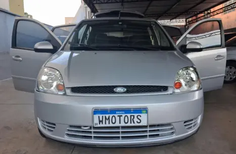 FORD Fiesta Hatch 1.6 4P FLEX, Foto 2
