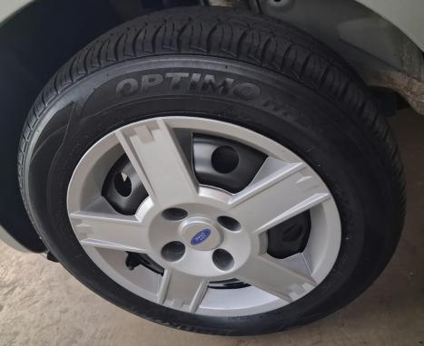 FORD Fiesta Hatch 1.6 4P FLEX, Foto 16