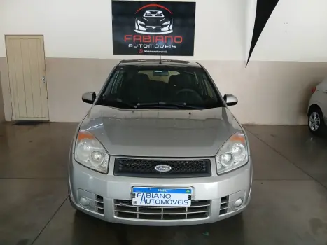 FORD Fiesta Hatch 1.6 4P, Foto 1