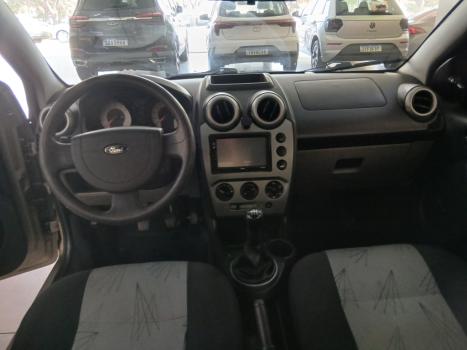 FORD Fiesta Hatch 1.6 4P, Foto 7
