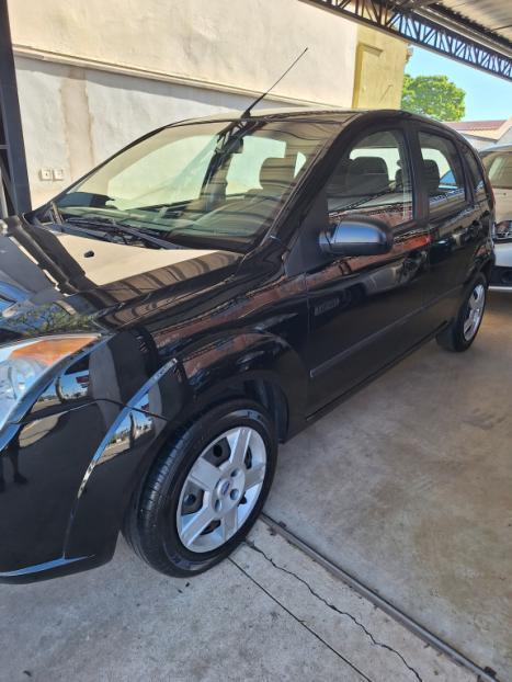 FORD Fiesta Hatch 1.0 4P FLEX, Foto 2