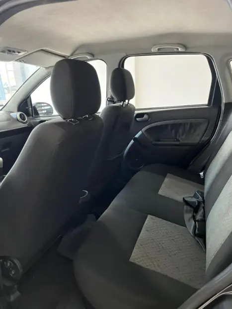 FORD Fiesta Hatch 1.6 4P CLASS FLEX, Foto 11