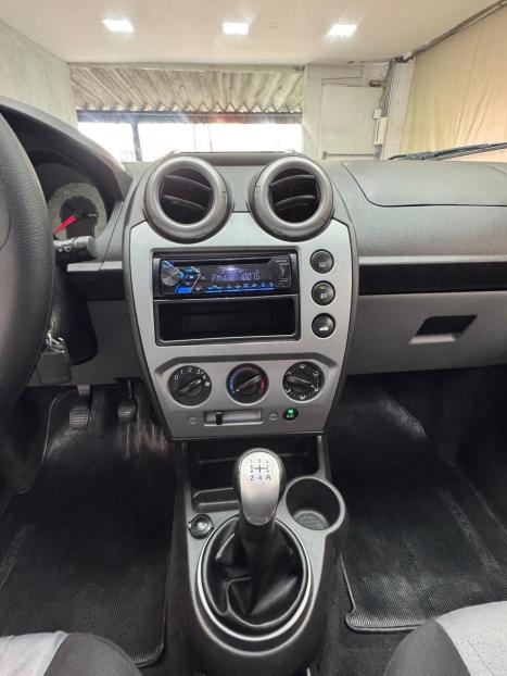 FORD Fiesta Hatch 1.6 4P CLASS FLEX, Foto 9